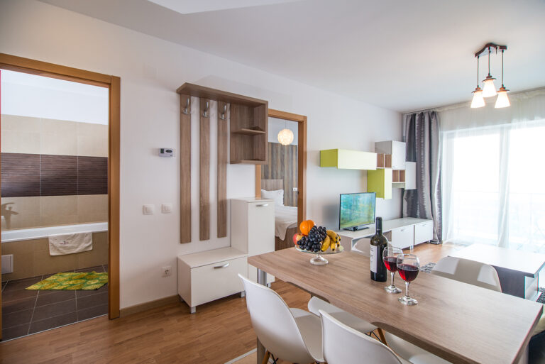 m_2017_04_RedHotel_CatalinHladi-7437